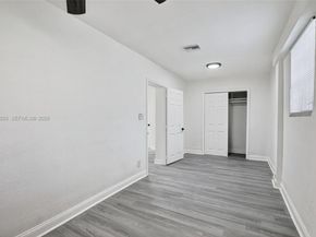 7120 Allen St, Hollywood FL 33024