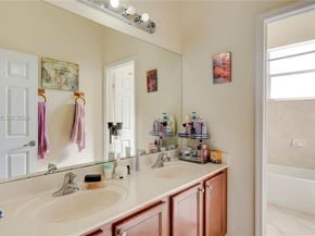 355 NE 31st Ave, Homestead FL 33033