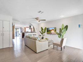 755 NW 35th St, Oakland Park FL 33309