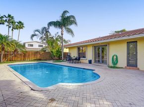 755 NW 35th St, Oakland Park FL 33309