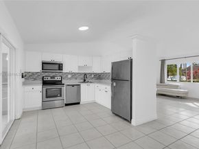 7197 SW 152nd Pl, Miami FL 33193