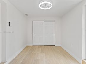 6408 Pierce St, Hollywood FL 33024