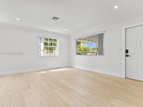 6408 Pierce St, Hollywood FL 33024