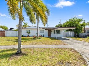 6408 Pierce St, Hollywood FL 33024