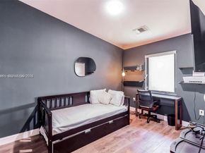 944 NW 64th St, Miami FL 33150