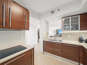 450 Alton Rd 2705, Miami Beach FL 33139