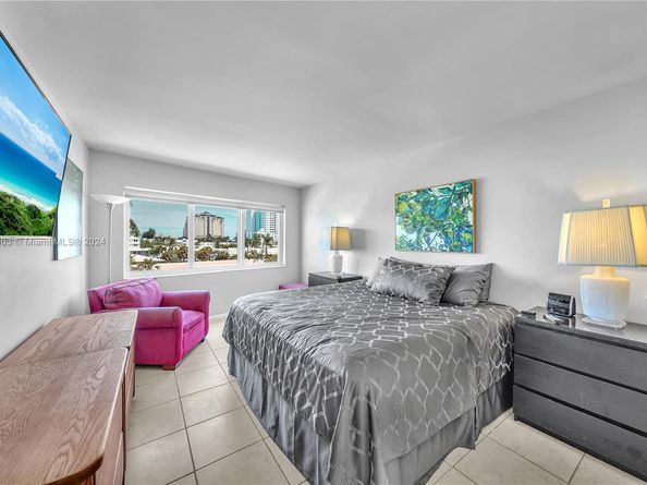 720 Bayshore Dr 402, Fort Lauderdale FL 33304
