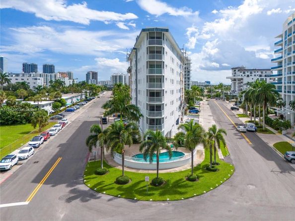 720 Bayshore Dr 402, Fort Lauderdale FL 33304
