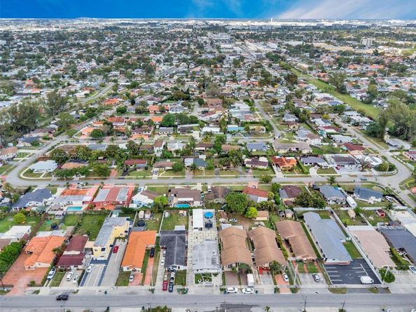 7101 SW 21st St, Miami FL 33155