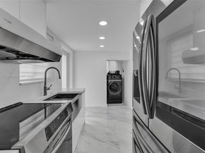 7101 SW 21st St, Miami FL 33155
