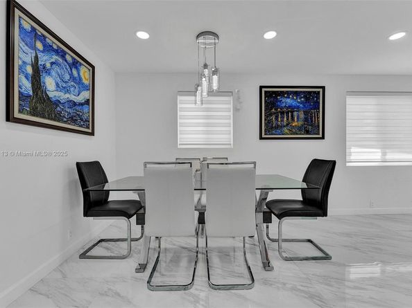 7101 SW 21st St, Miami FL 33155