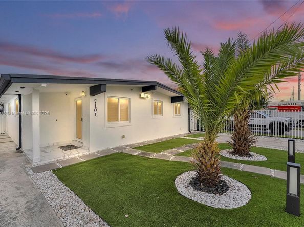 7101 SW 21st St, Miami FL 33155