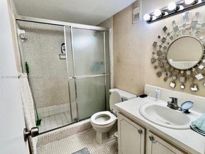 1700 NE 191st St 508, Miami FL 33179