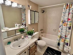 1700 NE 191st St 508, Miami FL 33179