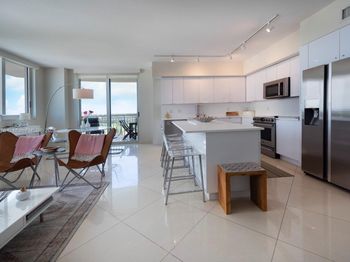 1755 E Hallandale Beach Blvd
