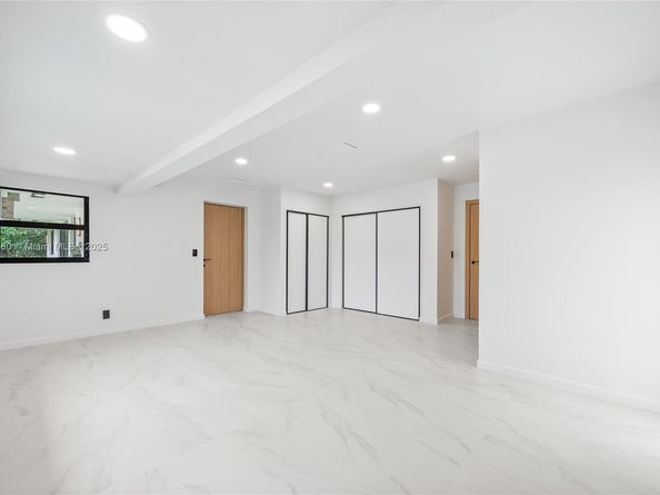 2020 NE 54th, Fort Lauderdale FL 33308