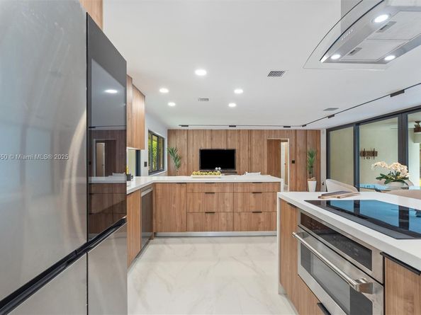 2020 NE 54th, Fort Lauderdale FL 33308
