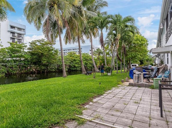 50 NW 204th St H7, Miami Gardens FL 33169