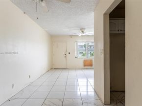 50 NW 204th St H7, Miami Gardens FL 33169