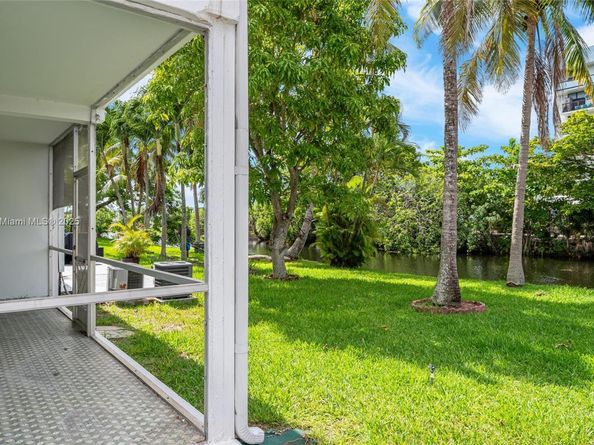 50 NW 204th St H7, Miami Gardens FL 33169