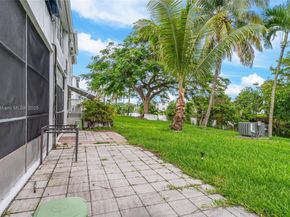 50 NW 204th St H7, Miami Gardens FL 33169