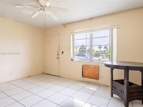 50 NW 204th St H7, Miami Gardens FL 33169