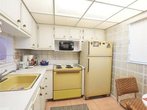 4700 NW 35th St 408, Lauderdale Lakes FL 33319