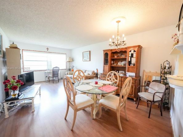 4700 NW 35th St 408, Lauderdale Lakes FL 33319