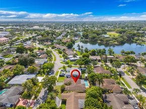 7821 NW 45th St, Lauderhill FL 33351