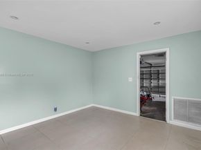 7821 NW 45th St, Lauderhill FL 33351