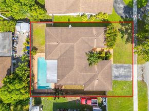 7821 NW 45th St, Lauderhill FL 33351