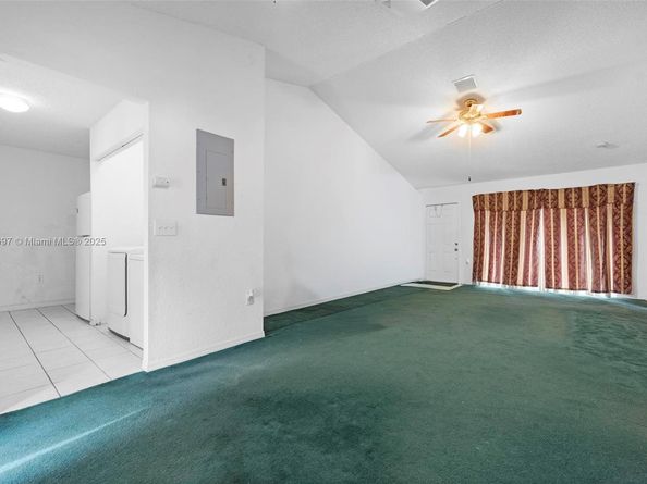 3110 NW 203rd Ter, Miami Gardens FL 33056