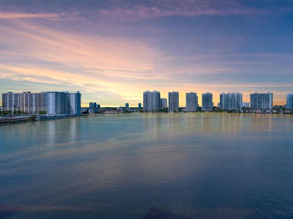 17720 N Bay Rd 903, Sunny Isles Beach FL 33160