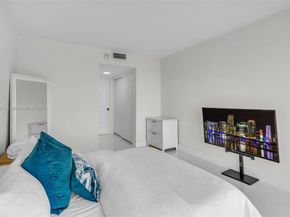 17720 N Bay Rd 903, Sunny Isles Beach FL 33160