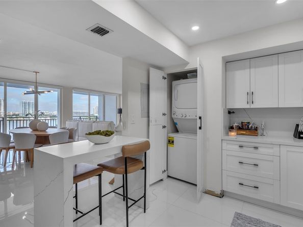 17720 N Bay Rd 903, Sunny Isles Beach FL 33160