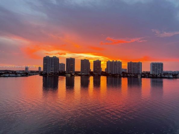 17720 N Bay Rd 903, Sunny Isles Beach FL 33160