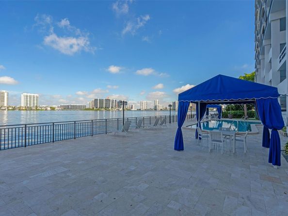 17720 N Bay Rd 903, Sunny Isles Beach FL 33160