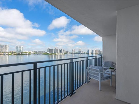 17720 N Bay Rd 903, Sunny Isles Beach FL 33160