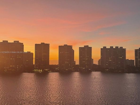 17720 N Bay Rd 903, Sunny Isles Beach FL 33160