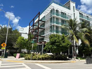 1215 West Ave