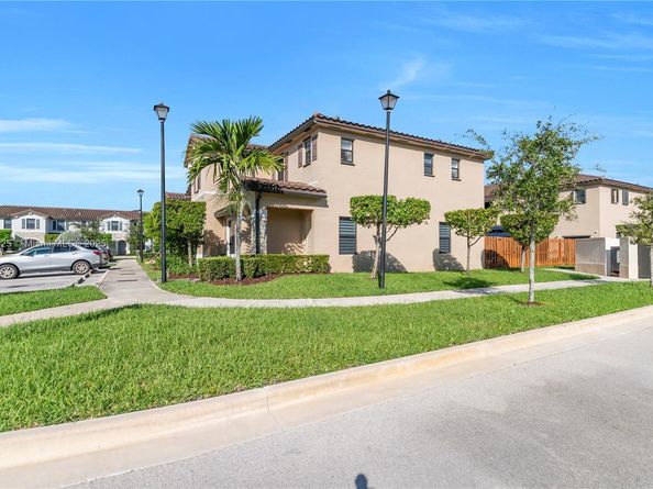 11361 SW 249th St, Homestead FL 33032
