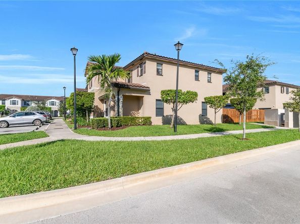 11361 SW 249th St, Homestead FL 33032