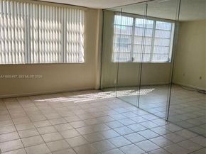 13390 NE 7th Ave 205, North Miami FL 33161