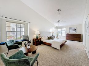 5043 Pointe Emerald Ln, Boca Raton FL 33486