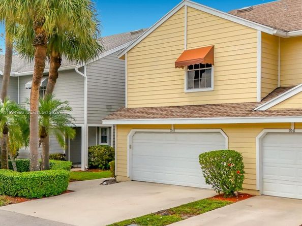 5043 Pointe Emerald Ln, Boca Raton FL 33486