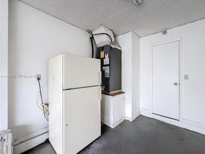 5043 Pointe Emerald Ln, Boca Raton FL 33486