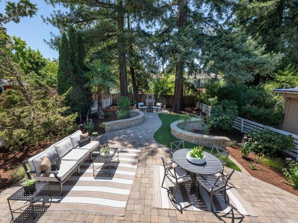 9 INNER Circle, Redwood City CA 94062