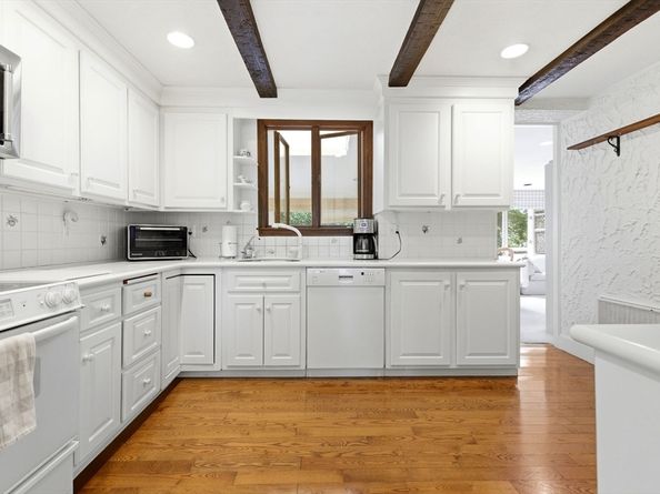 102 Oakdale Road, Newton MA 02461
