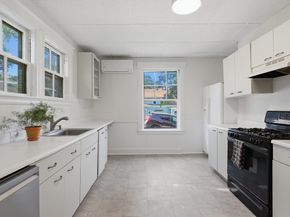 76 Grant St, Gardner MA 01440
