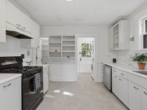 76 Grant St, Gardner MA 01440
